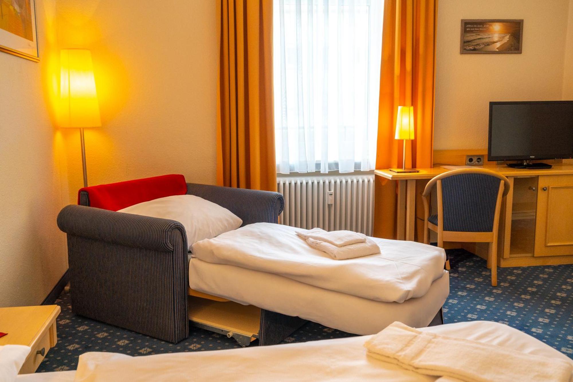 Hotel Bischofshof Braustuben à Ratisbonne Extérieur photo