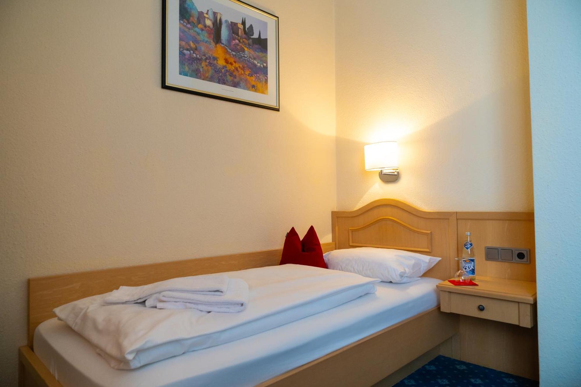 Hotel Bischofshof Braustuben à Ratisbonne Extérieur photo